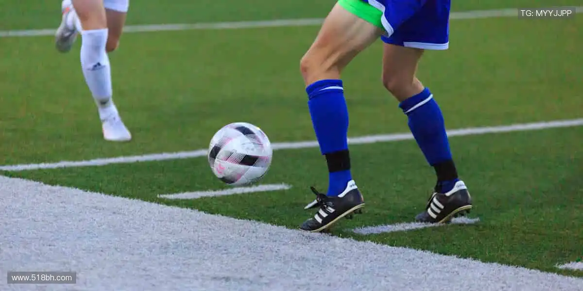 🎮 实时比分，弹幕狂欢，这里永不冷场！